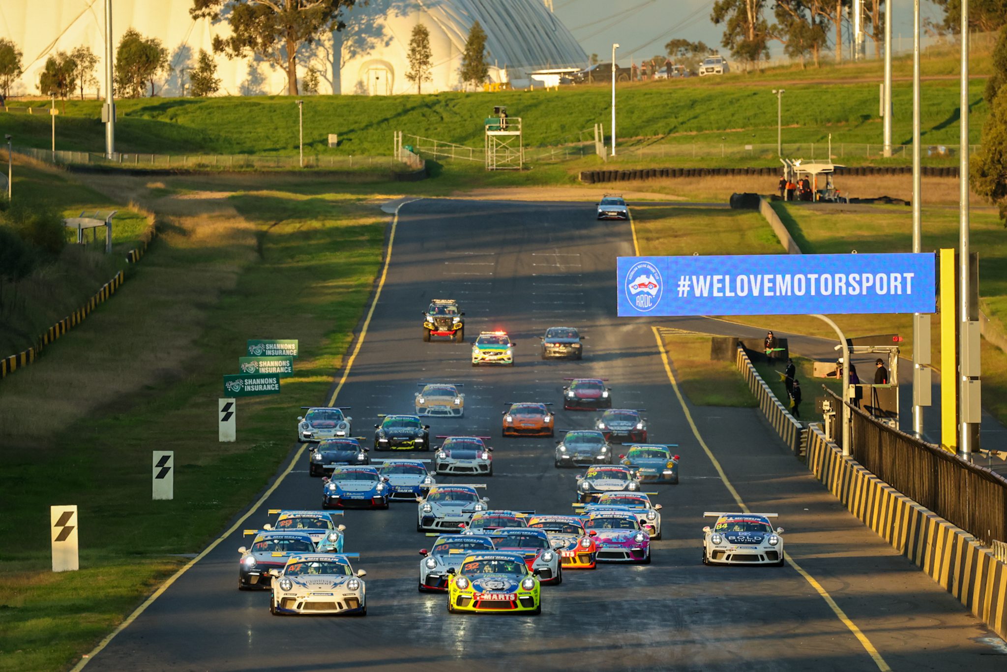 Wood claims thrilling opening day of Porsche Michelin Sprint Challenge